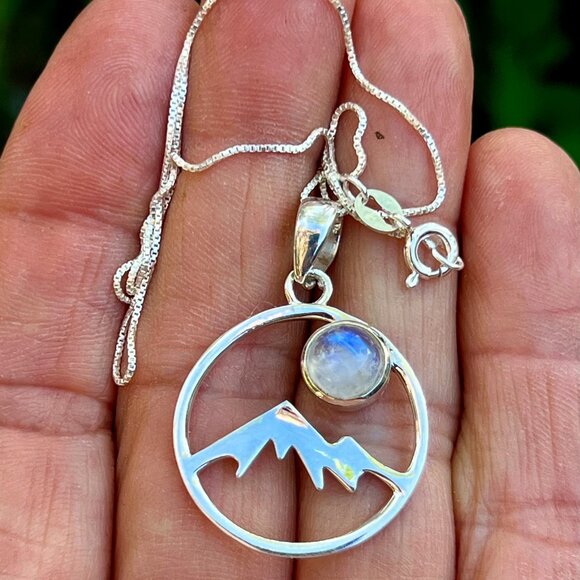 Sundance NEW $148 MOONSTONE Mountain Sterling Silver Gem Pendant 18" Necklace